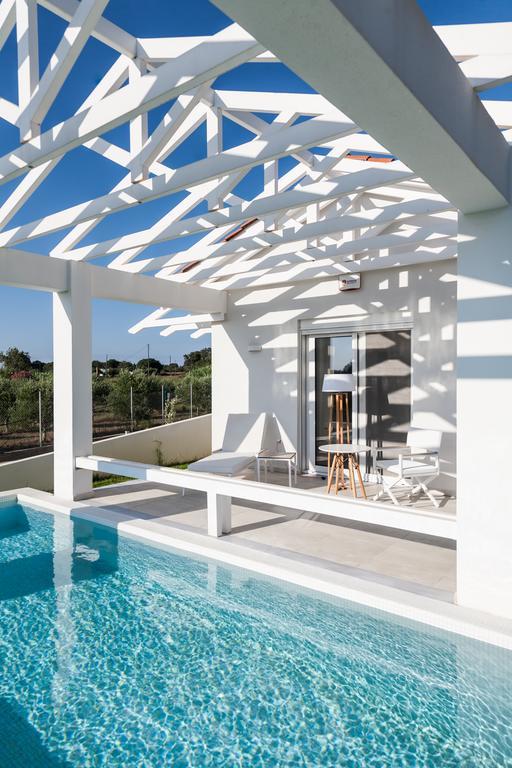 Villa White